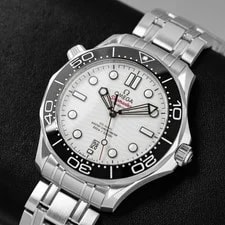 Omega Seamaster Diver 300M 210.30.42.20.04.001 3
