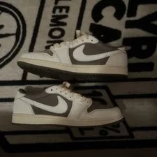 Jordan 1 Low Reverse 2