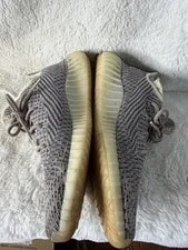 Yeezy Boost 350 V2 ’S Size 13 Shoes 2