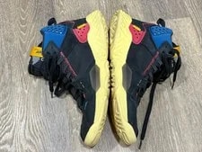 Size 9 - X Air Jordan Delta Mid Off 2