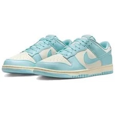 Nike Dunk Low Pale 3