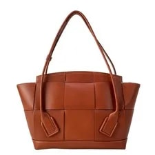Bottega Veneta Medium the Arco 3
