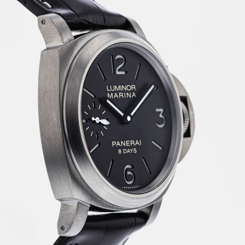 Panerai Luminor Base 8 Days Titanio PAM 562 4