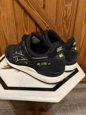 Size 11 Asics Gel Lyte III (3) & Shoes 3