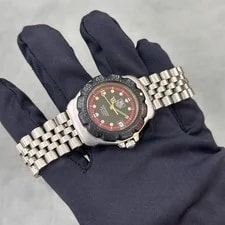 TAG Heuer Formula 1 WA1214-Quartz Black Red Dial Jubilee Bracelet 3