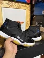 Air Jordan — Size 9.5 - Air Jordan 11 Retro 2009 — Sneaker — resale