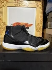 Size 9.5 - Air Jordan 11 Retro 2009 4