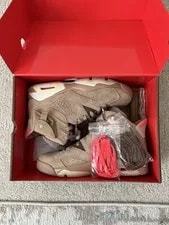 Jordan — Size 9 - Jordan 6 Retro X Mid British — Sneaker — resale