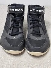 Jordan Shoes 9.5 Vtg BCT Mid 3 High Tops 848786-011 2