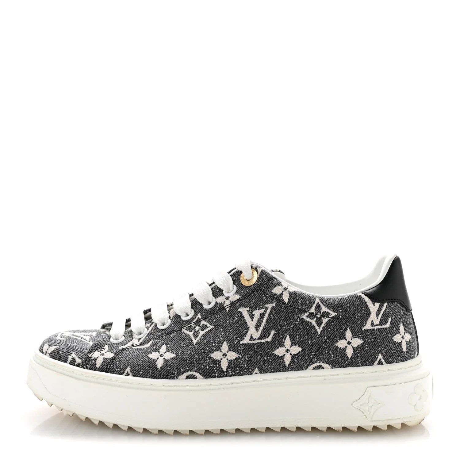 Louis Vuitton — Time Out 38 — Sneaker — resale