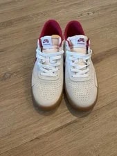 Nike SB Heritage Vulc Shoes 3