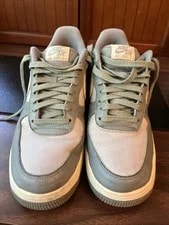 NIKE — Nike Air Size 10 DV7186-300 Shoes — Sneaker — resale