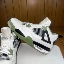 Air Jordan — Air Jordan 4 Retro Seafoam Oil AQ9129-103 — Sneaker — resale