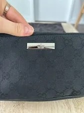 Authentic Gucci Boat 039 1103 2123 2