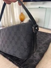 Authentic Gucci Boat 039 1103 2123 4