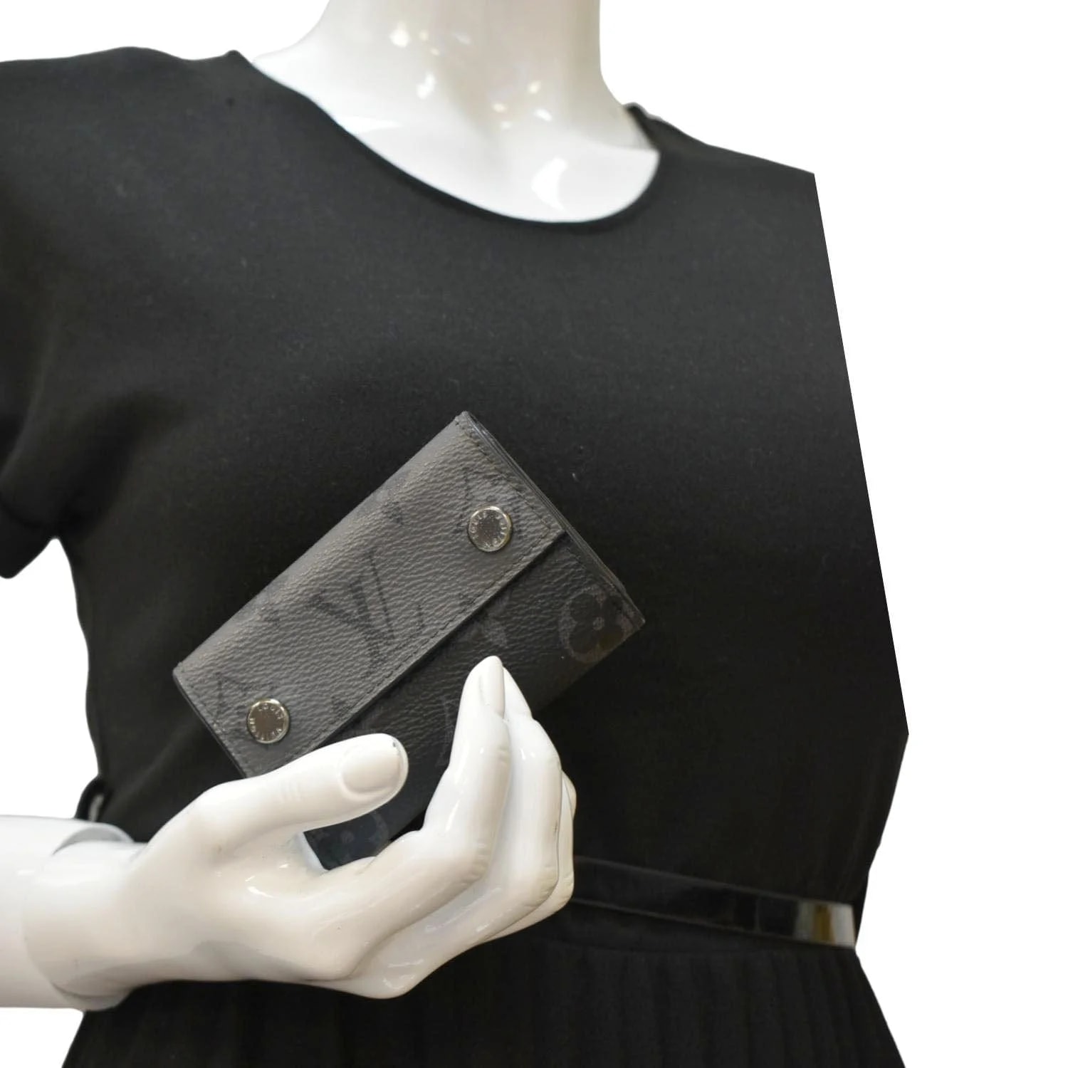 Louis Vuitton Discovery Tri-Fold Wallet 2
