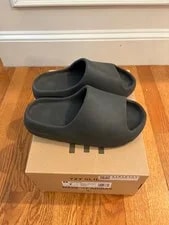 Yeezy Slide Size 7 4