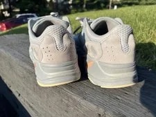 Adidas Yeezy Boost 700 V1 2
