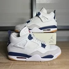 Size 10 - Nike SB x Air Jordan 4 Retro SP Navy 3