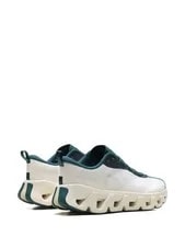 3MG10775561 Kith × on K-Tech 1 "Tofu/Sea " 4