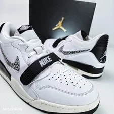 Air Jordan — Air Jordan US 13 Nike Retro Legacy 312 Low CD7069 110 — Sneaker — resale