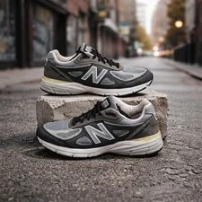New Balance — New Balance 990V4 - Magnet / - M990XG4 - Size 9 Casual — Sneaker — resale