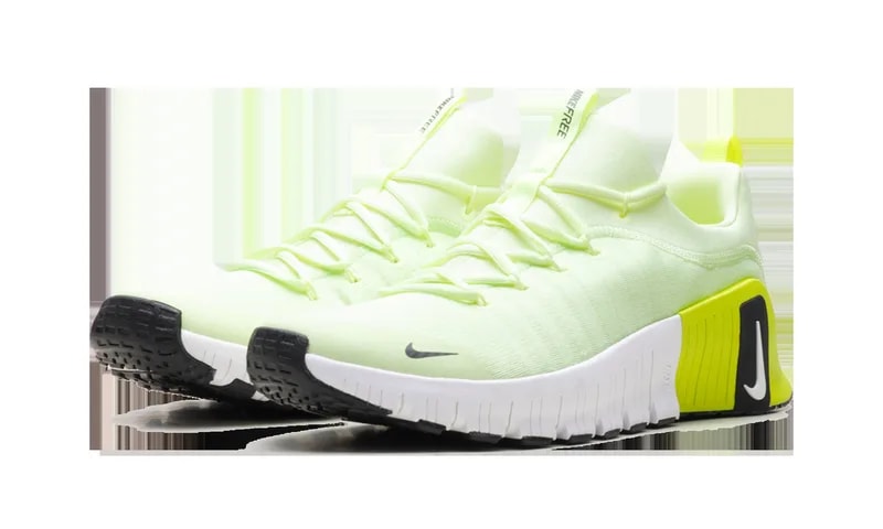 Free Metcon 6 "Volt" FJ7127 701 2