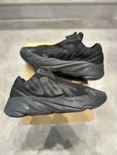 Yeezy Boost 700 Mnvn 232989 Size 10.5 Ships Fast 3