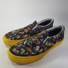 Vans — Vans X National Geographic Slip-On Ark Skate Shoes - 6.5 - W 8 — Sneaker — resale