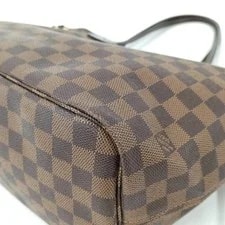 Louis Vuitton Neverfull Zur SKAI-0 3