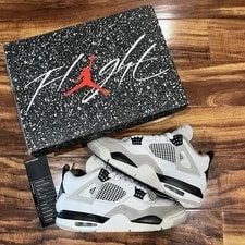 Jordan — Size 10 - Jordan 4 Retro Mid Military — Sneaker — resale