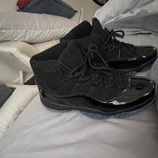Jordan — Jordan Air 11 Mid Top Lace-Up Basketball — Sneaker — resale