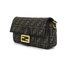 Fendi Medium Baguette Top Handle aa63469 155790487 3