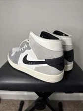 Size 13 - Air Jordan 1 SE Craft Mid Inside Out 4