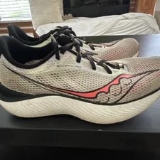 Saucony — Saucony ’s 12 ’s 10.5 Running Racing Shoes ViziWhite — Sneaker — resale