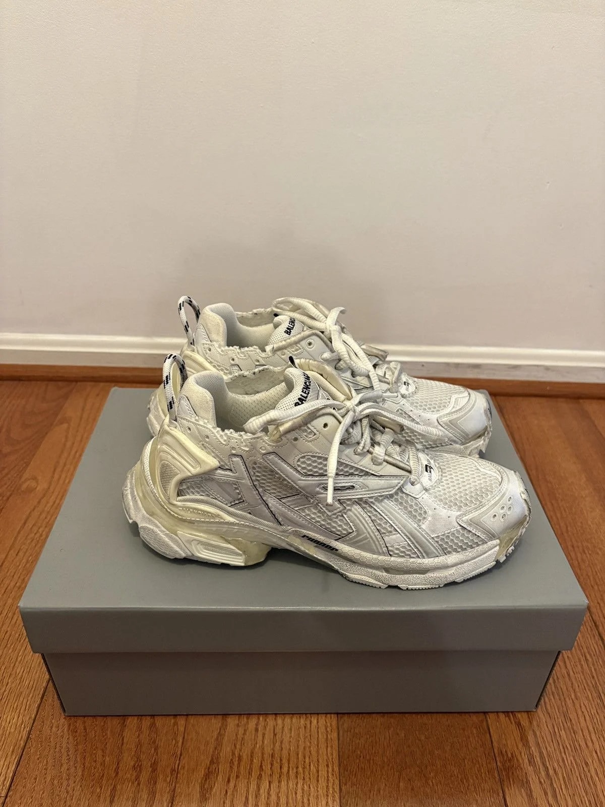 Balenciaga Runner 3