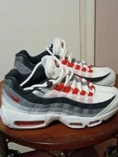 Nike — Nike Air Max 95 'Japan' — Sneaker — resale