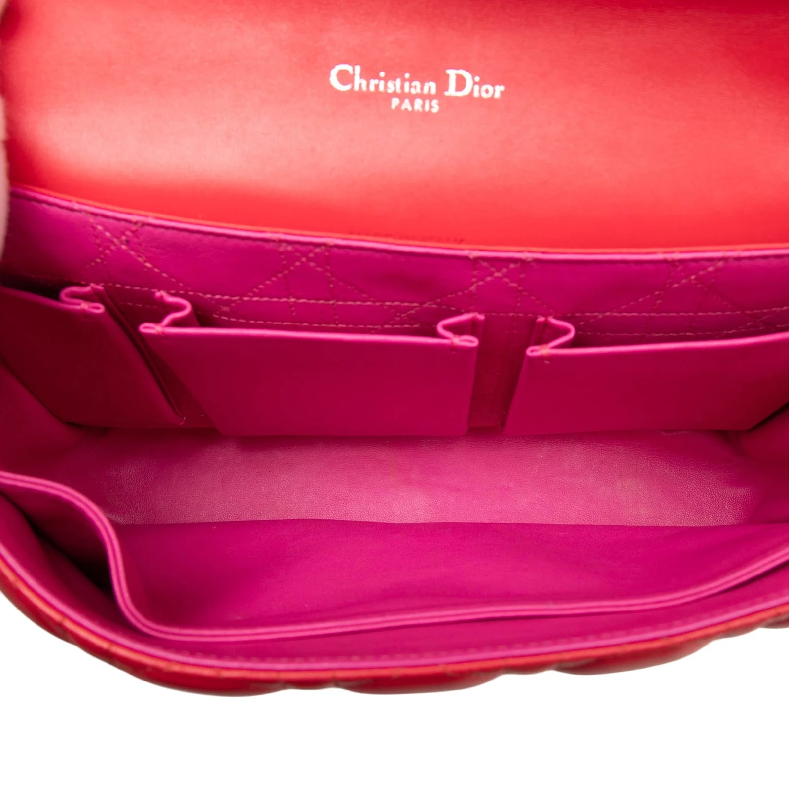 Medium Miss Dior Flap 4