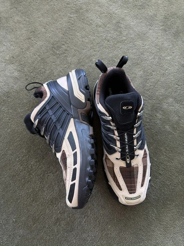 Salomon — Salomon Tartan ACS PRO Holiday — Sneaker — resale
