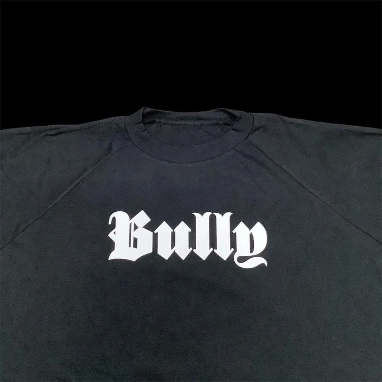 Yeezy — Yeezy Bully TEE — streetwear — resale