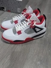 Size 11 - Jordan 4 Retro 4