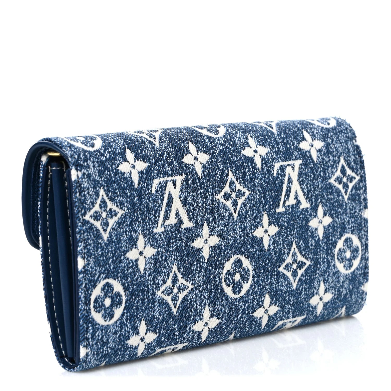 Sarah Wallet 3