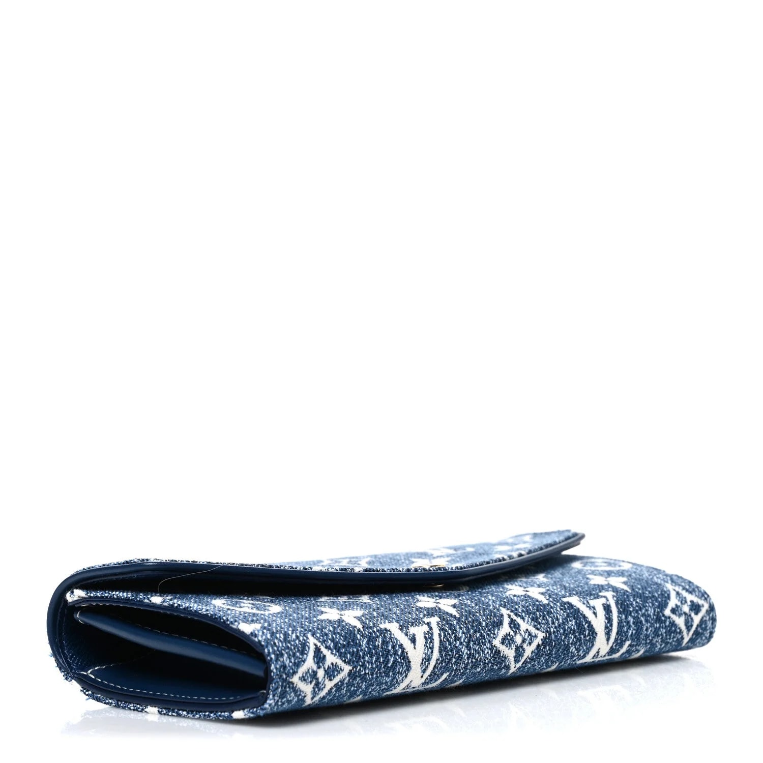Sarah Wallet 4
