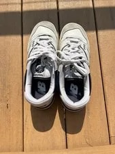 Size 9.5 - New Balance 550 2