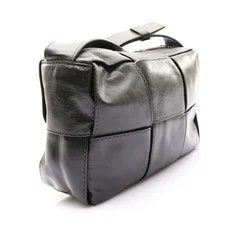 Bottega Veneta Arco 2