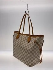 Louis Vuitton 2) Neverfull 2