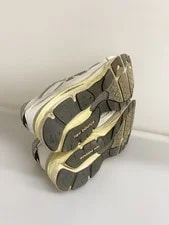 8.5US New Balance M990 4