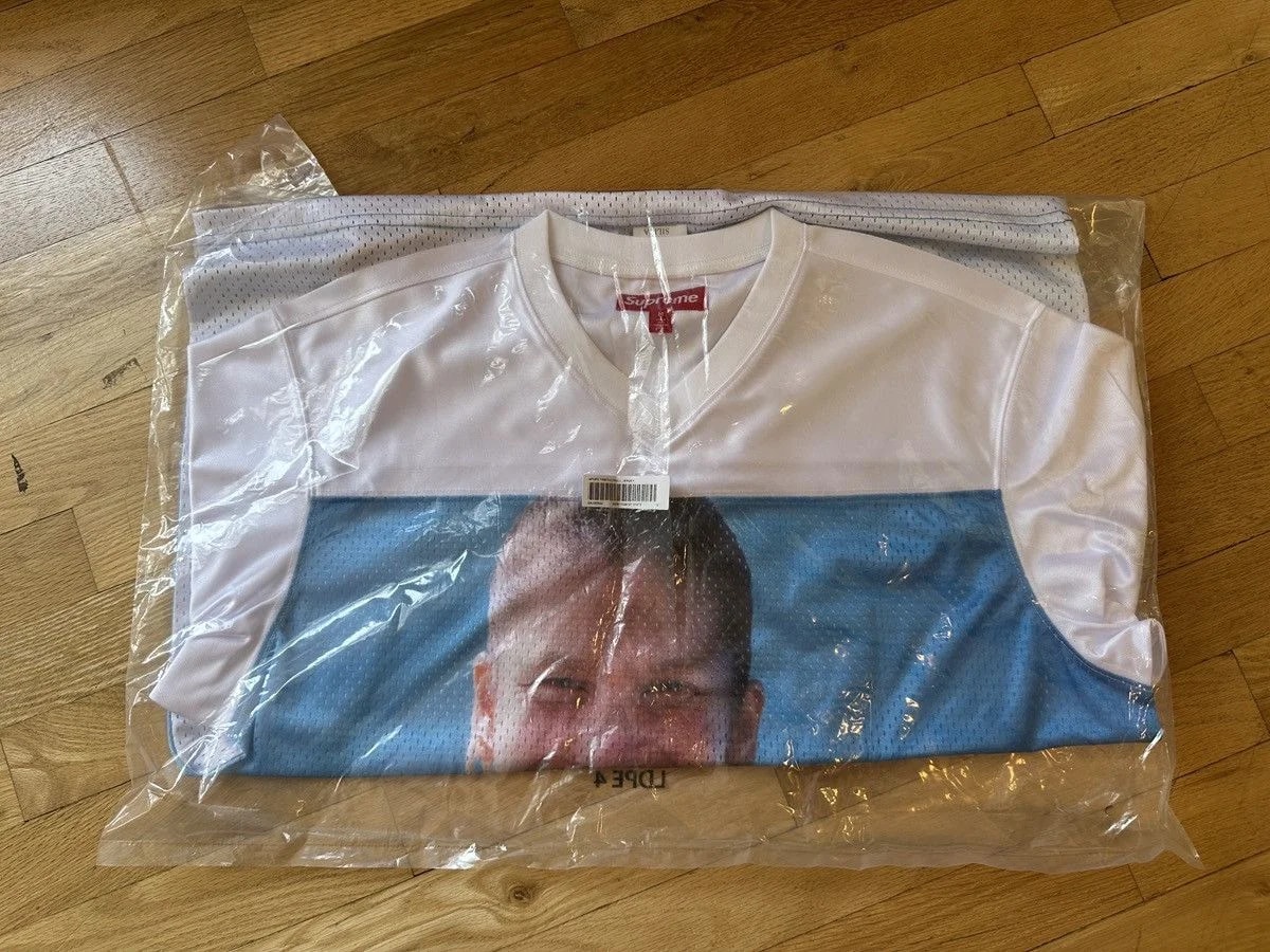 Supreme — Supreme Aphex Twin — streetwear — resale