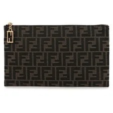 Fendi Flat Baguette Medium 149506171 3