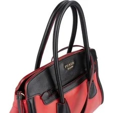Prada and Twin Pocket 2